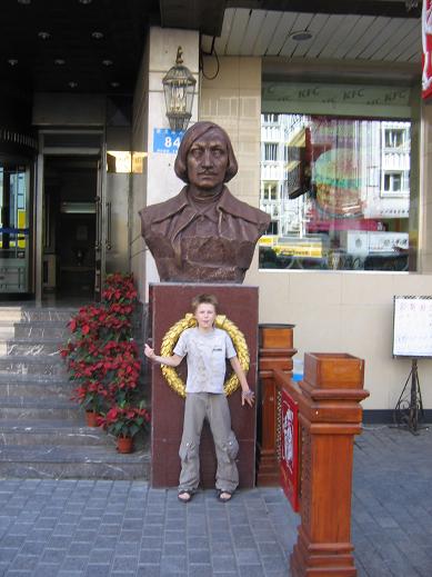 памятник Н.В. Гоголю в Харбине